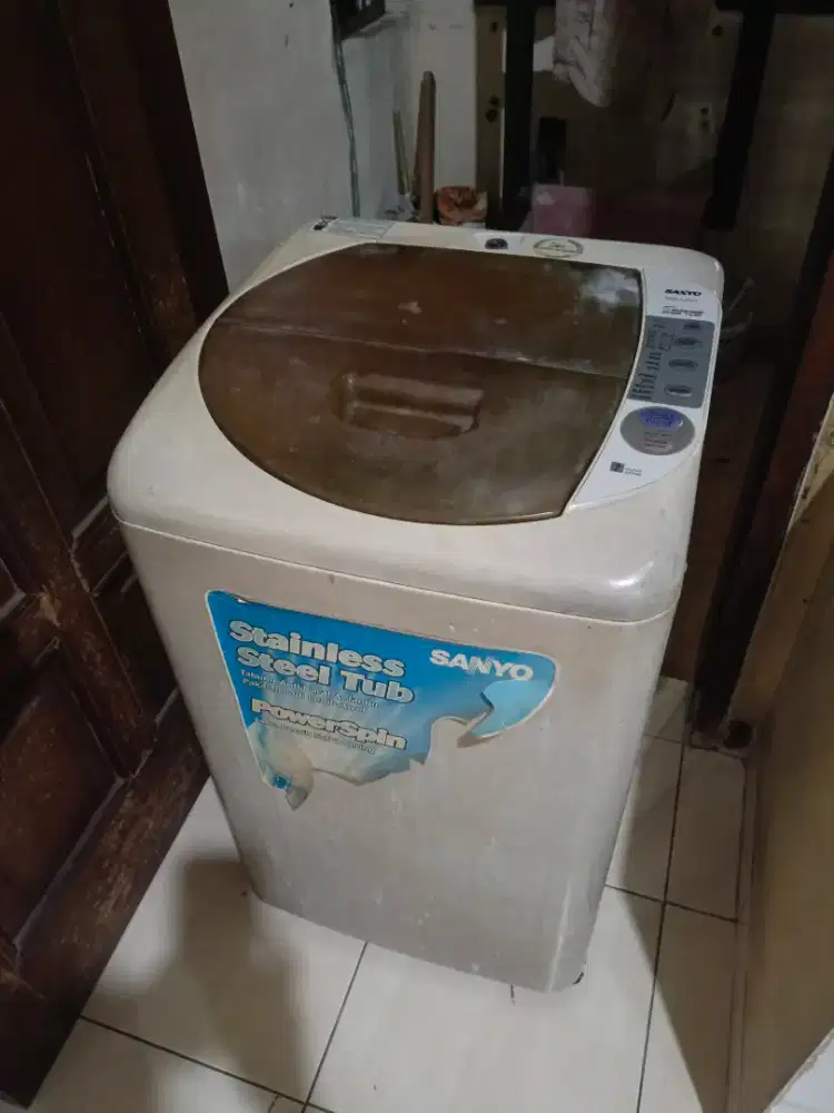 Mesin cuci 1tabung merk sanyo