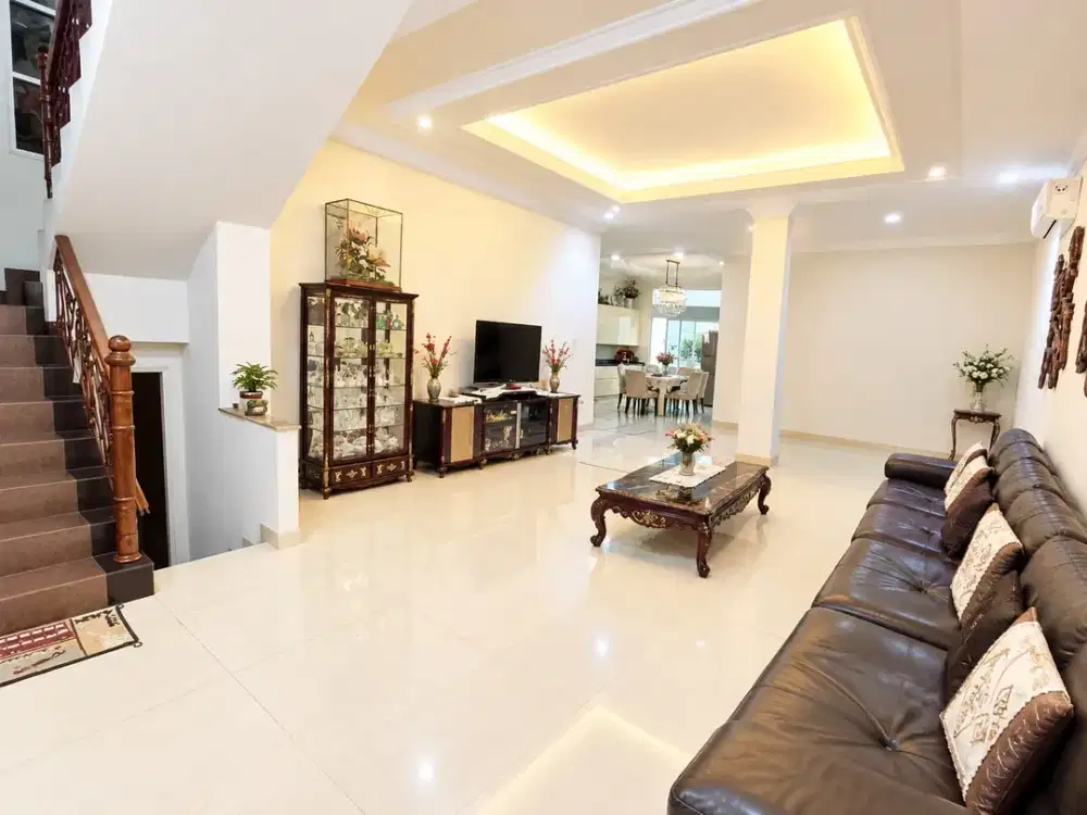 RUMAH DI BOULEVARD KUDA LAUT PIK 1