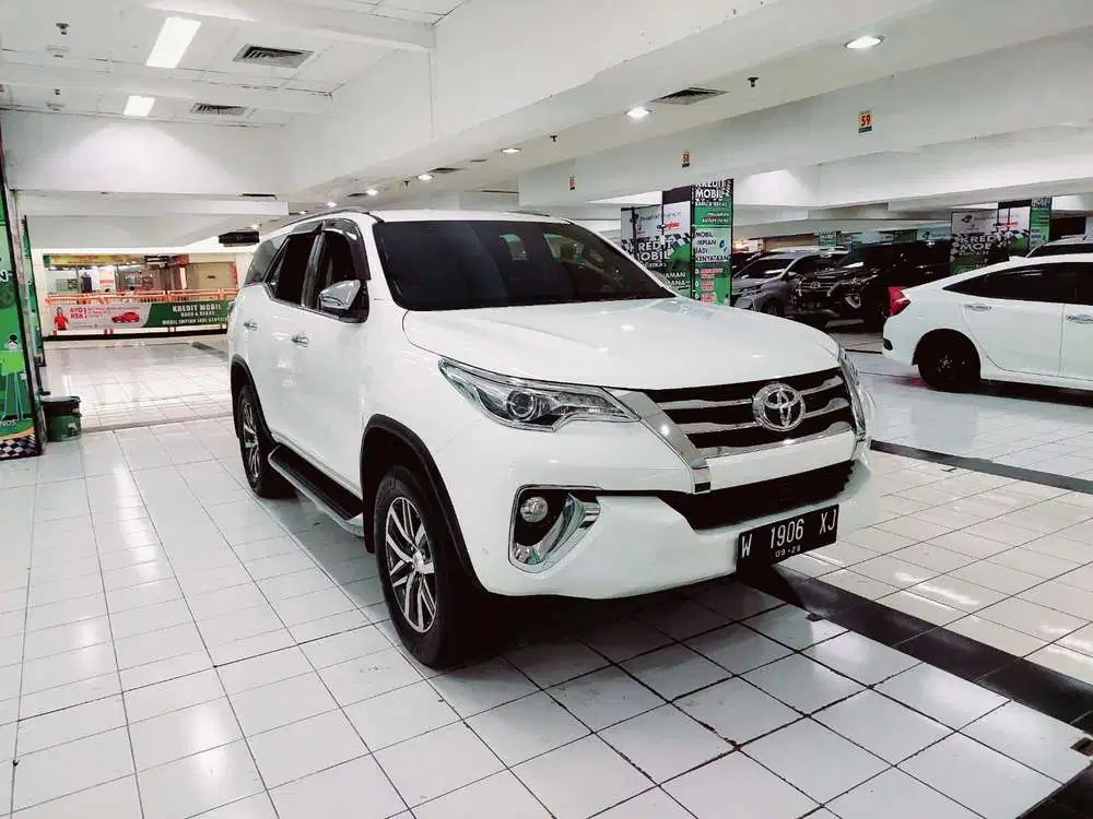 Toyota FORTUNER 2.4 VRZ AT 2017 Km92rb