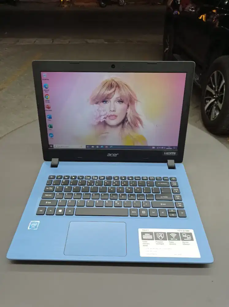 LAPTOP MULUS LIKE NEW NO MINUS SIAP PAKAI