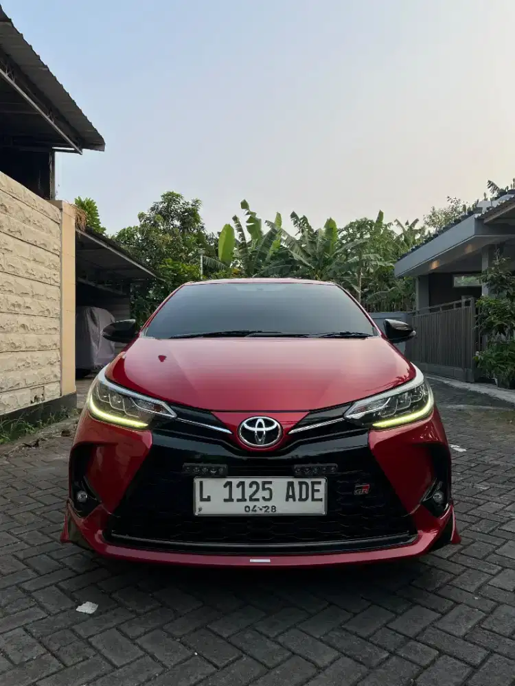 Toyota Yaris GR sport 1.5 AT 2023