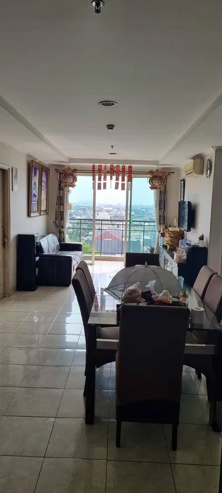 Frenchwalk Lantai Rendah Hadap Utara