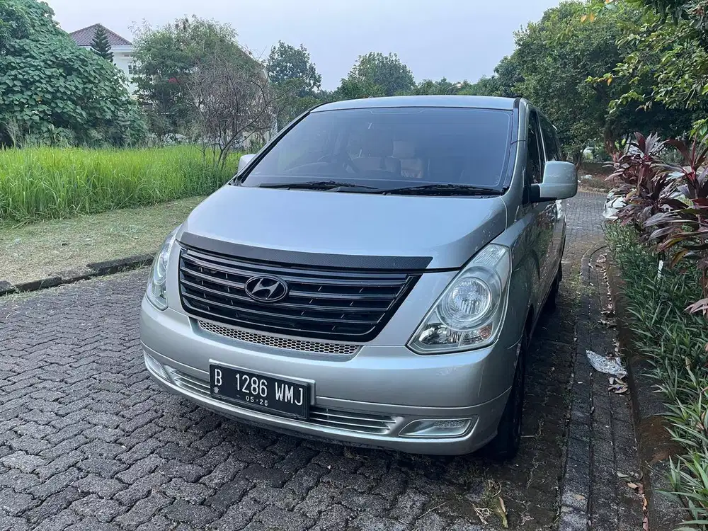 [MURAH] HYUNDAI H-1 STAREX DIESEL MT 2012 PAJAK PANJANG!