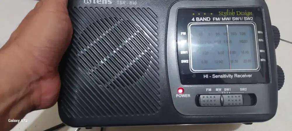 Radio tens  tsr 810 fm mw sw bagus normal baterai ac