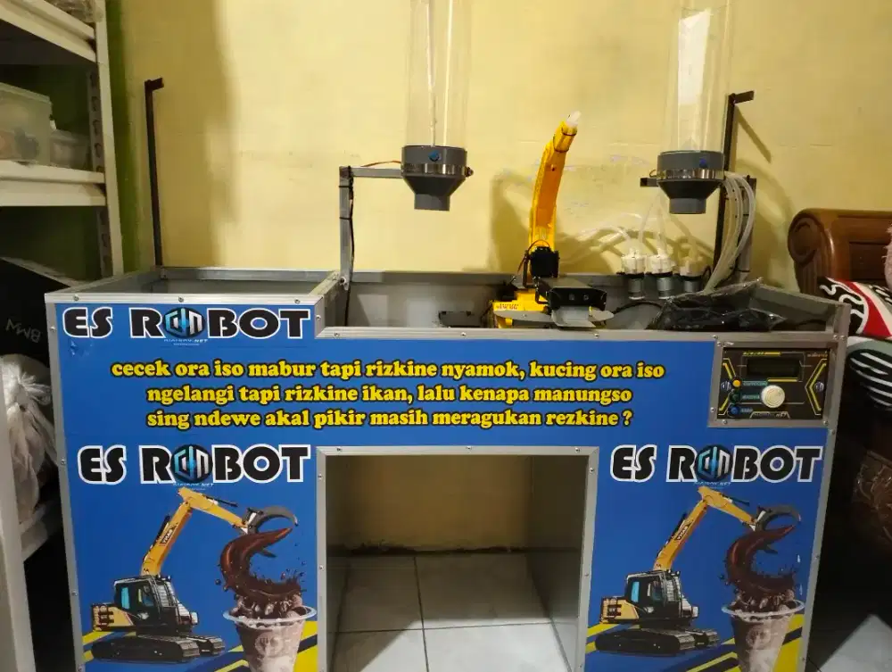 Gerobak es robot viral