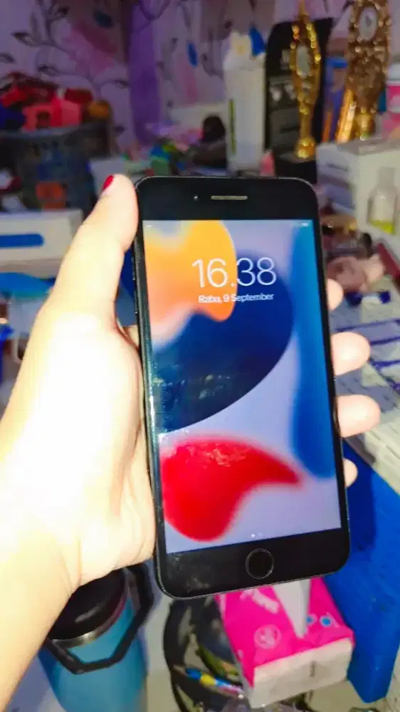 Dijual aja iPhone 7+ hp casan.minus lecet pemakaian aja yaa