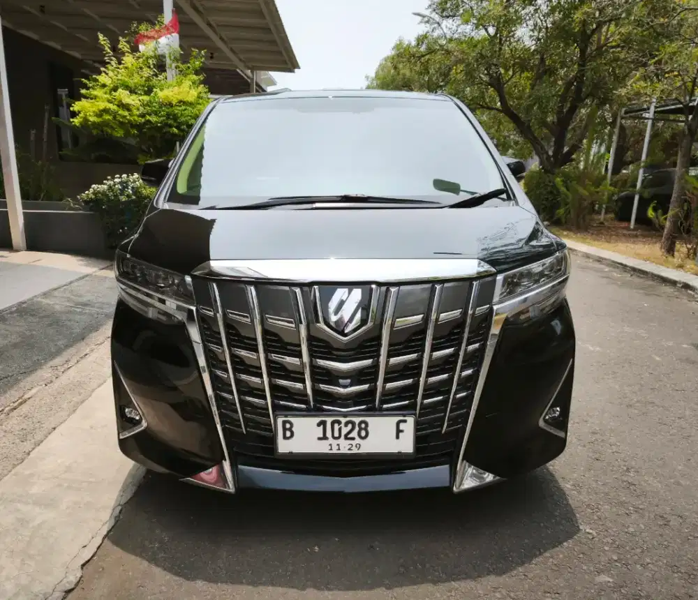 KM 44 RIBU ALPHARD G AT 2019
