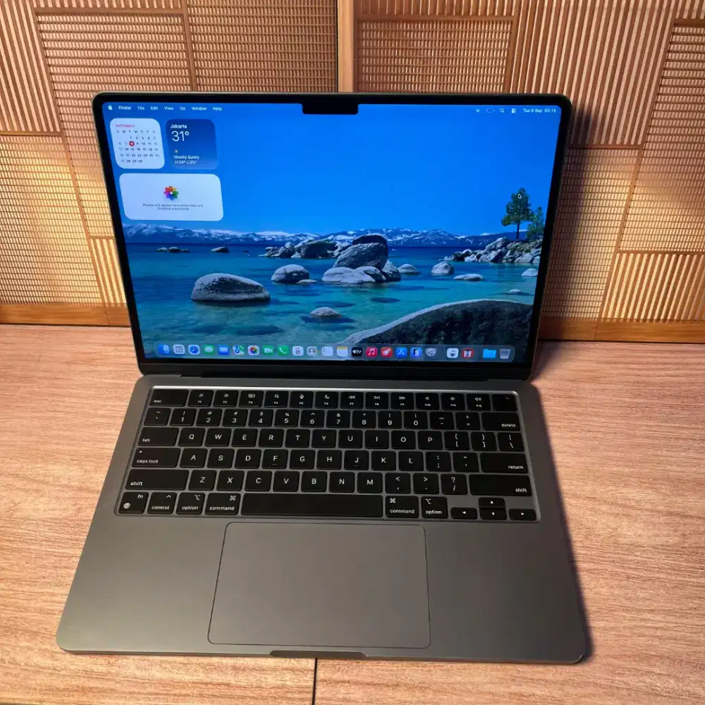 MACBOOK AIR M2 8/256