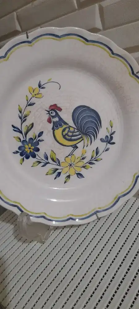 Vintage piring hias Ayam Jago