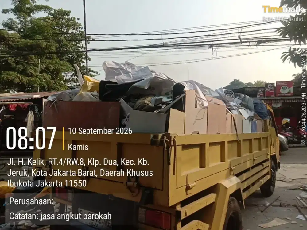 Jasa buang puing dan buang sampah