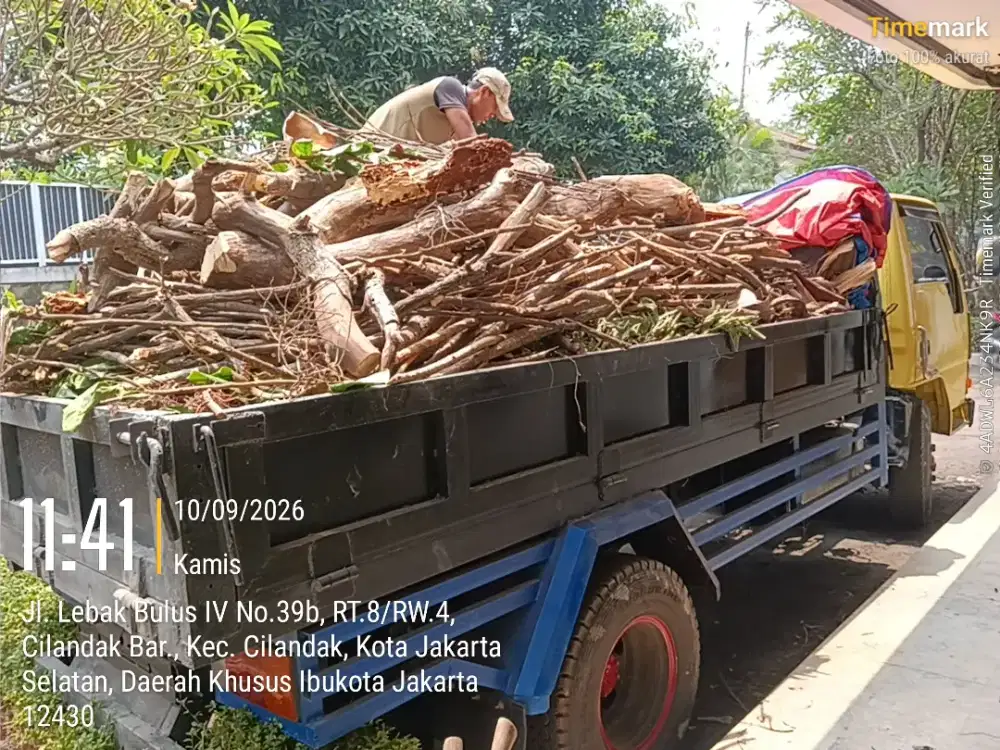Jasa buang puing dan buang sampah