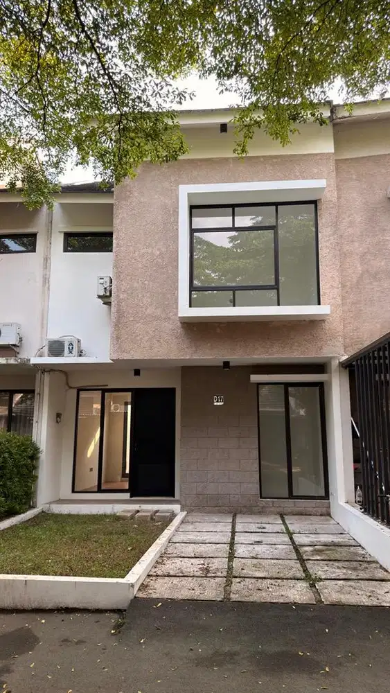 DIJUAL CEPAT BU RUMAH SECONDARY FRESH BARU SELESAI RENOV