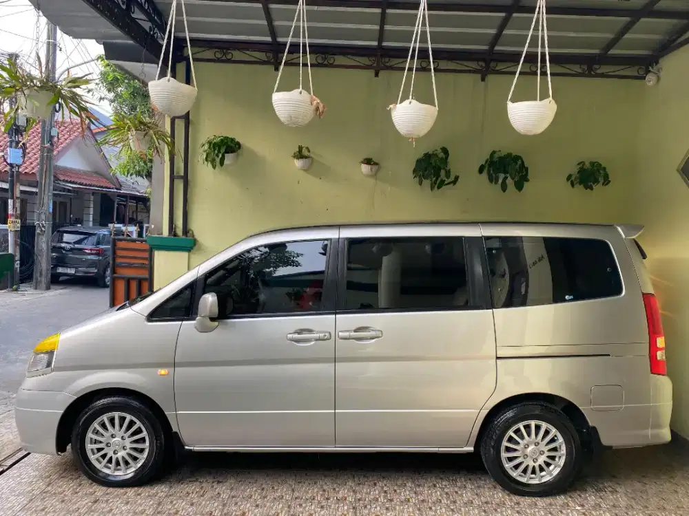 Dijual Serena CT 2012 KM 110 Ribuan