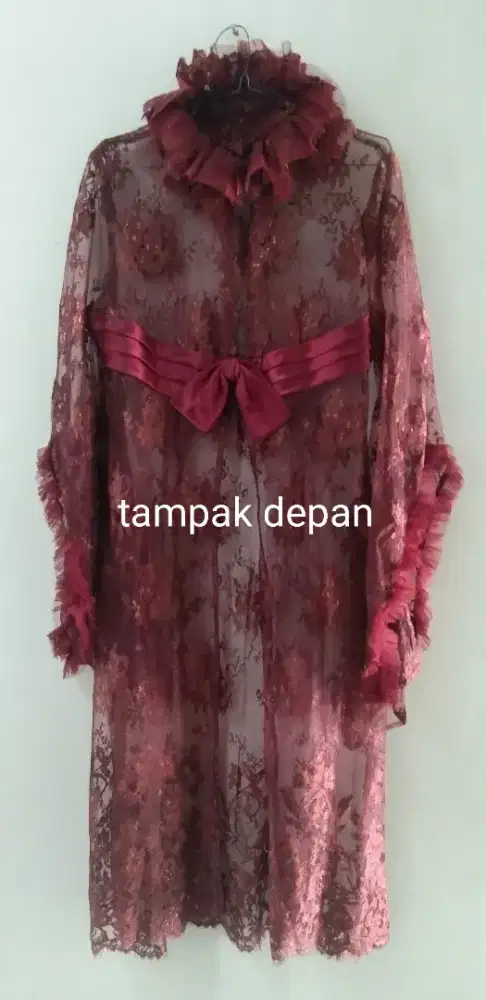 Kebaya Moderen Merah Maroon