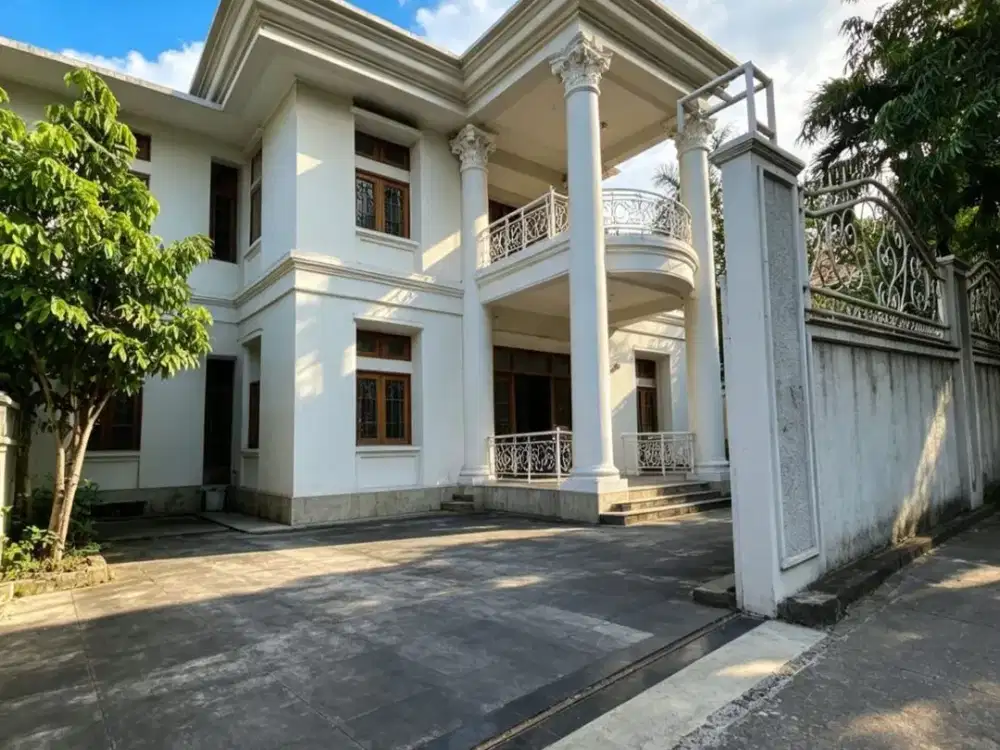 Rumah Mewah Prime Area Jl. Dharmawangsa, Kebayoran Baru, Jakarta Selatan