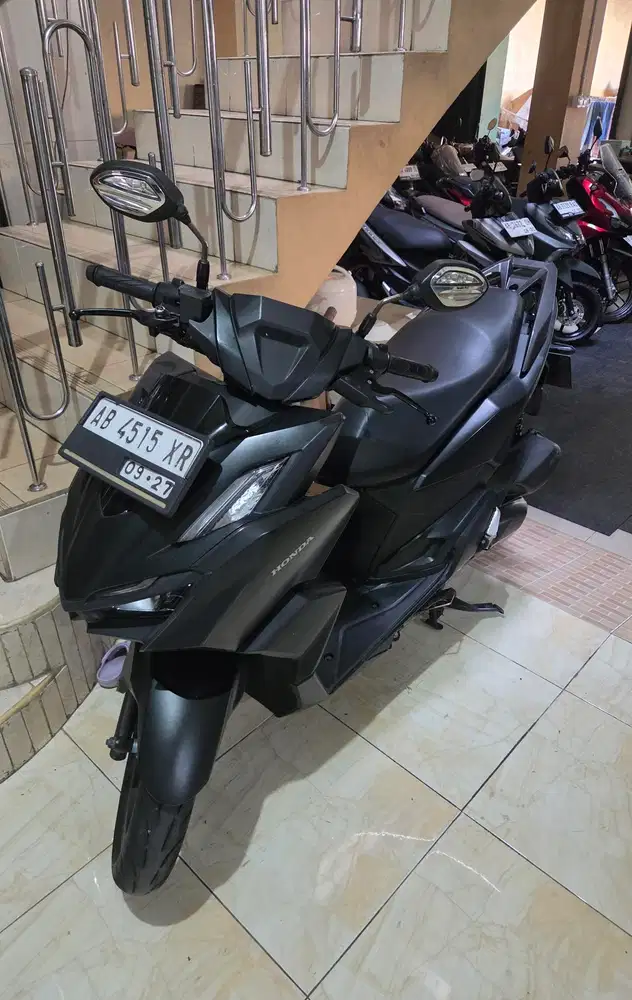 Vario 160 cbs hitam 2022 Gbm kredit // tunai