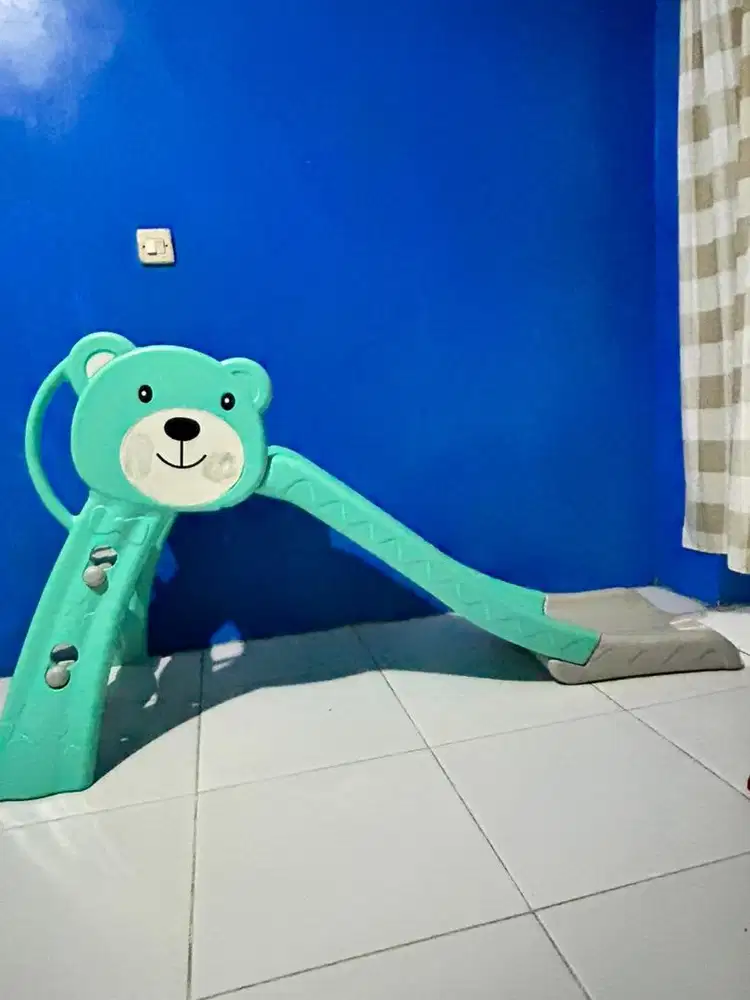 Perosotan Anak Molion