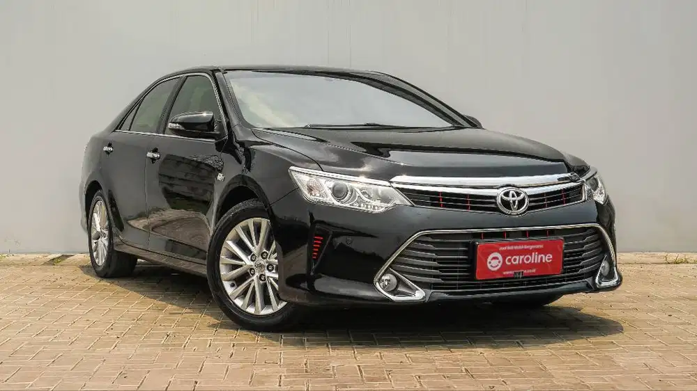 Toyota Camry V 2.5 AT 2016 - LOW KM - GARANSI 1 TAHUN