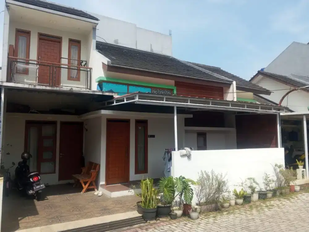 Rumah Terawat di Cluster Cilengkrang Town House Bandung