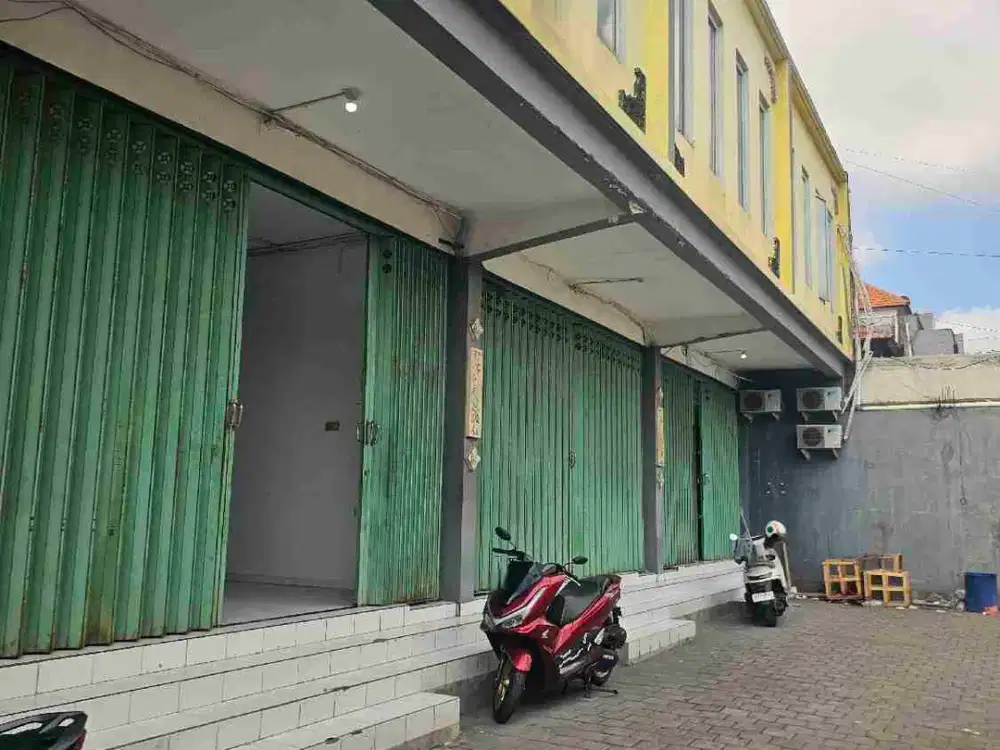 Ruko 2 Lantai, Parkiran Luas di Area Mahendradata Denpasar Barat