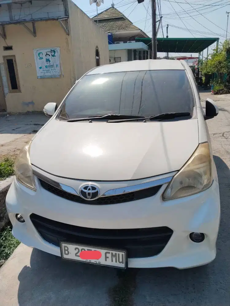 Jual mobil avanza veloz 1,5 2012