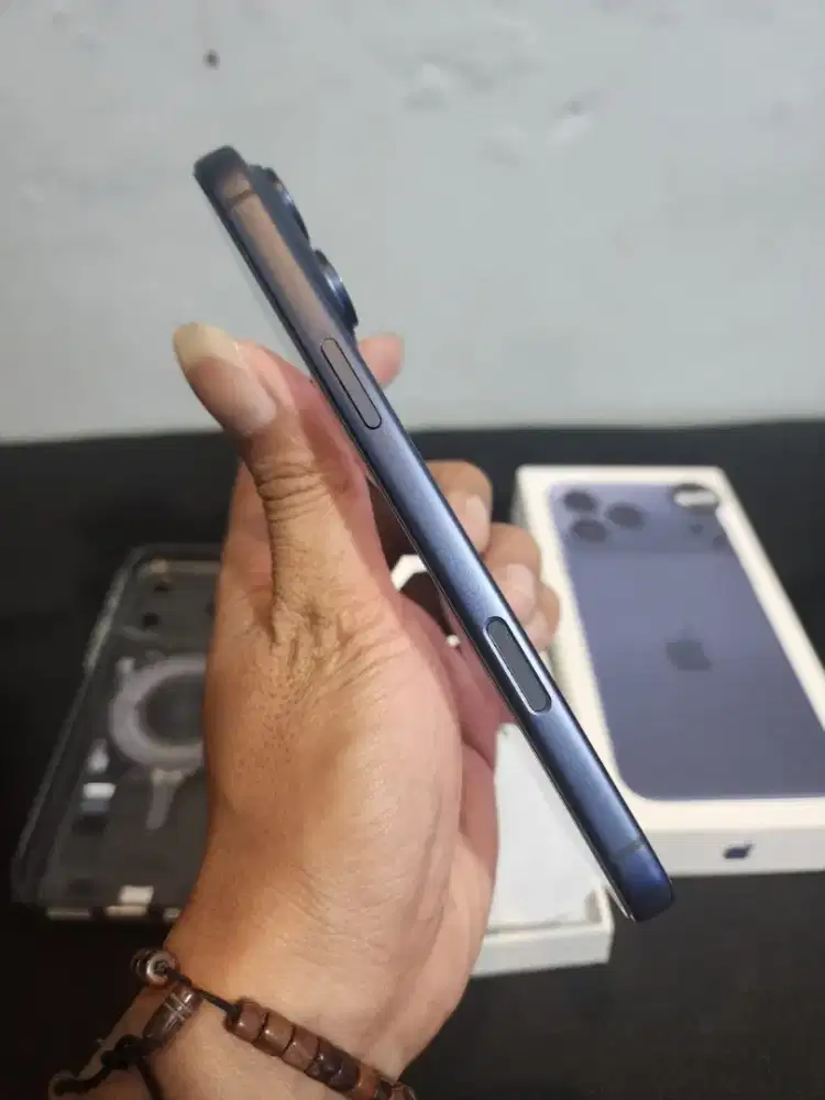 IPHONE 17 PROMAX 256GB RESMI IBOX NOMINUS
MASIH GARANSI 10/04/2027