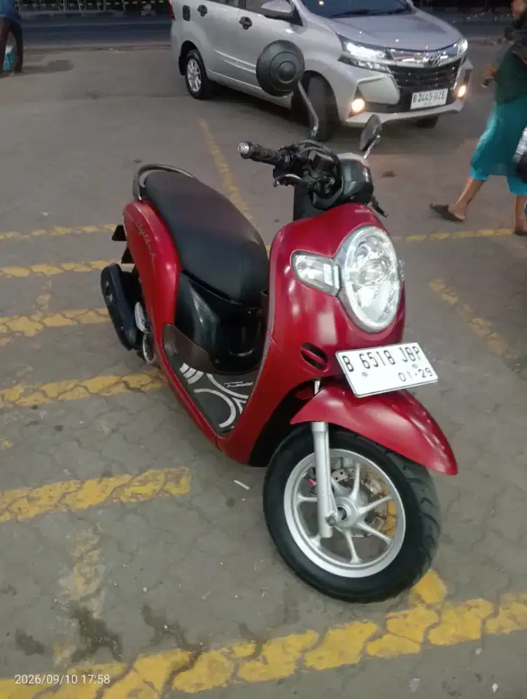 Honda Scoopy 2019 body mesin cakep