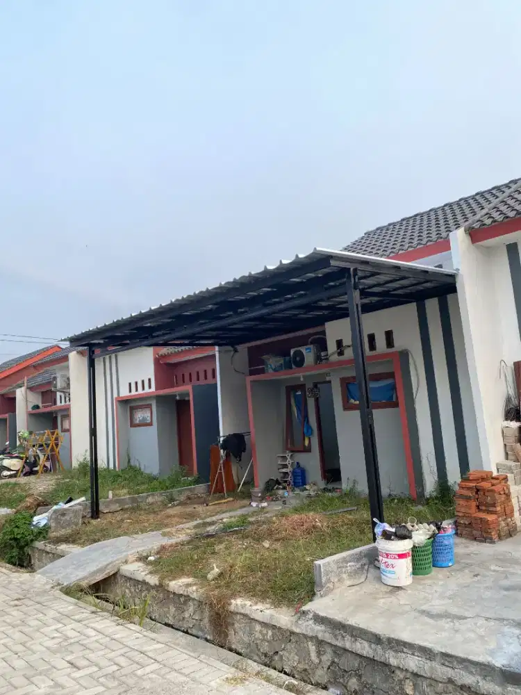 Kanopi baja ringan