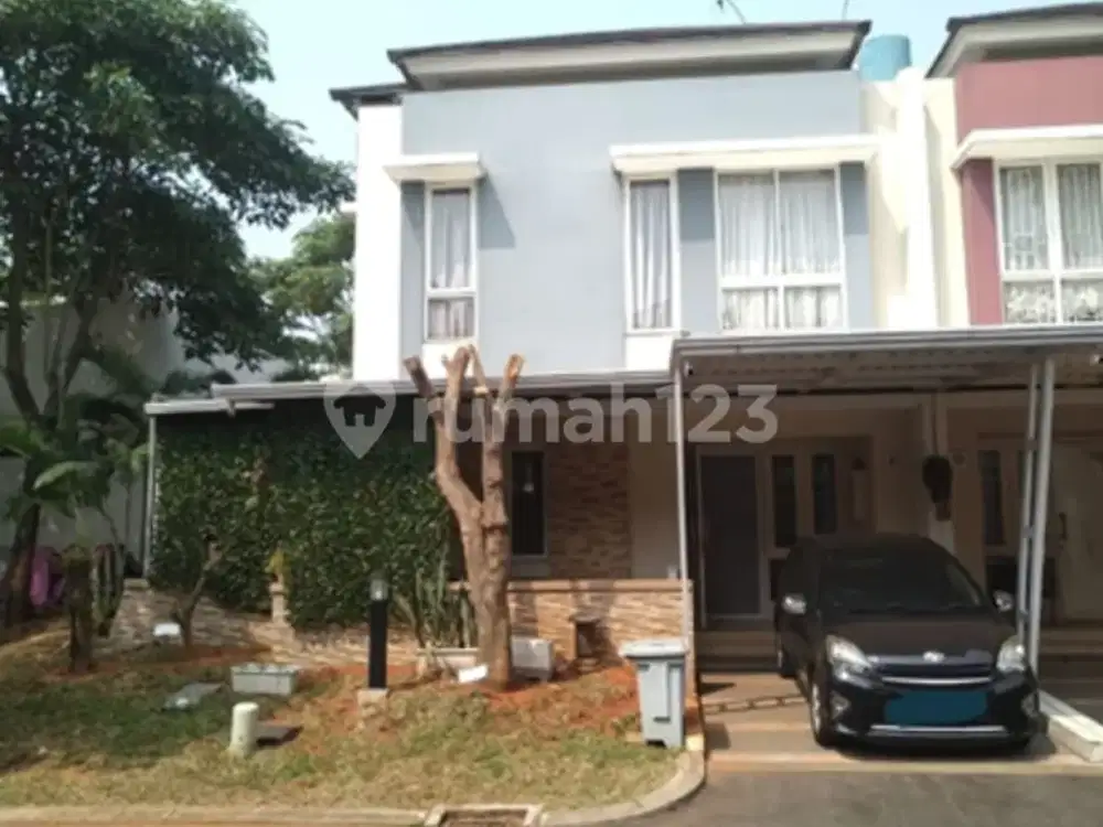 Mantapp Nih Depan Sport Club Hoek di Thompson Scientia Gading Serpong