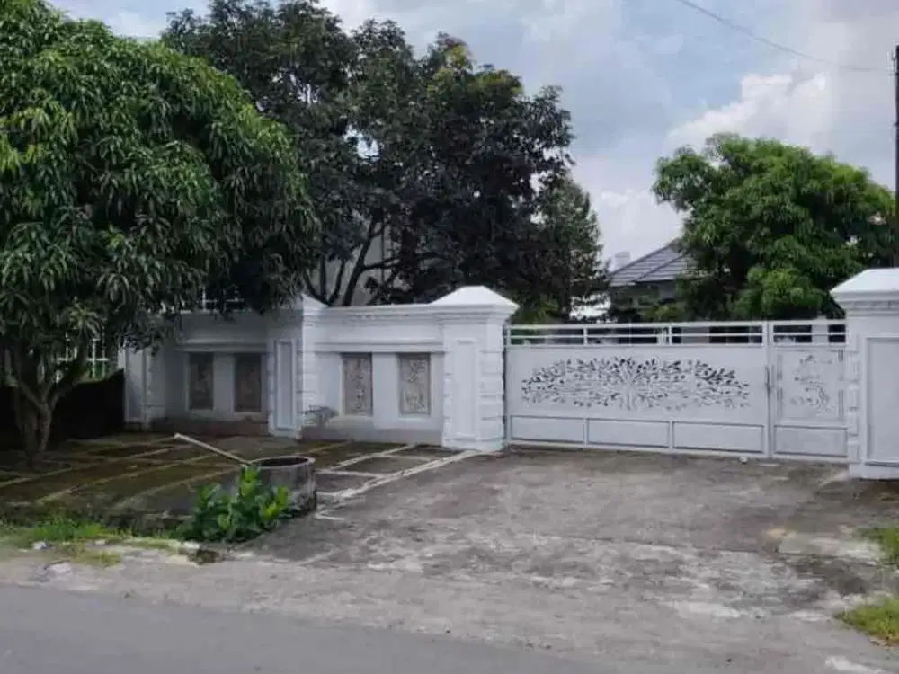 Disewakan rumah besar dan luas di godean sleman