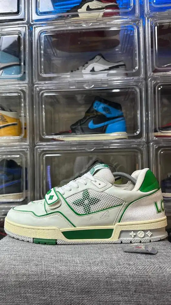 LOUIS VUITTON TRAINERS WHITE GREEN STRAP VELCRO