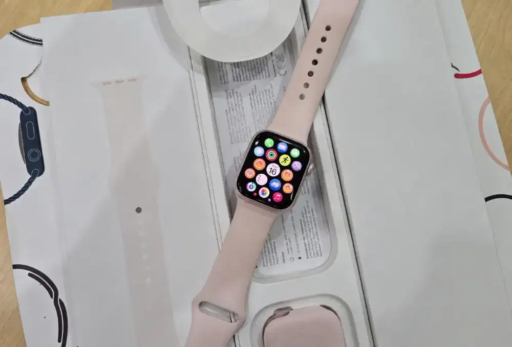 APPLE WATCH SERIES SE 2 40 MM