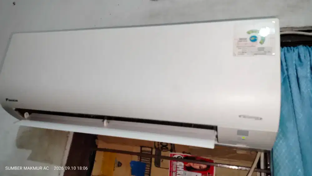Ac Daikin inverter 1pk R32