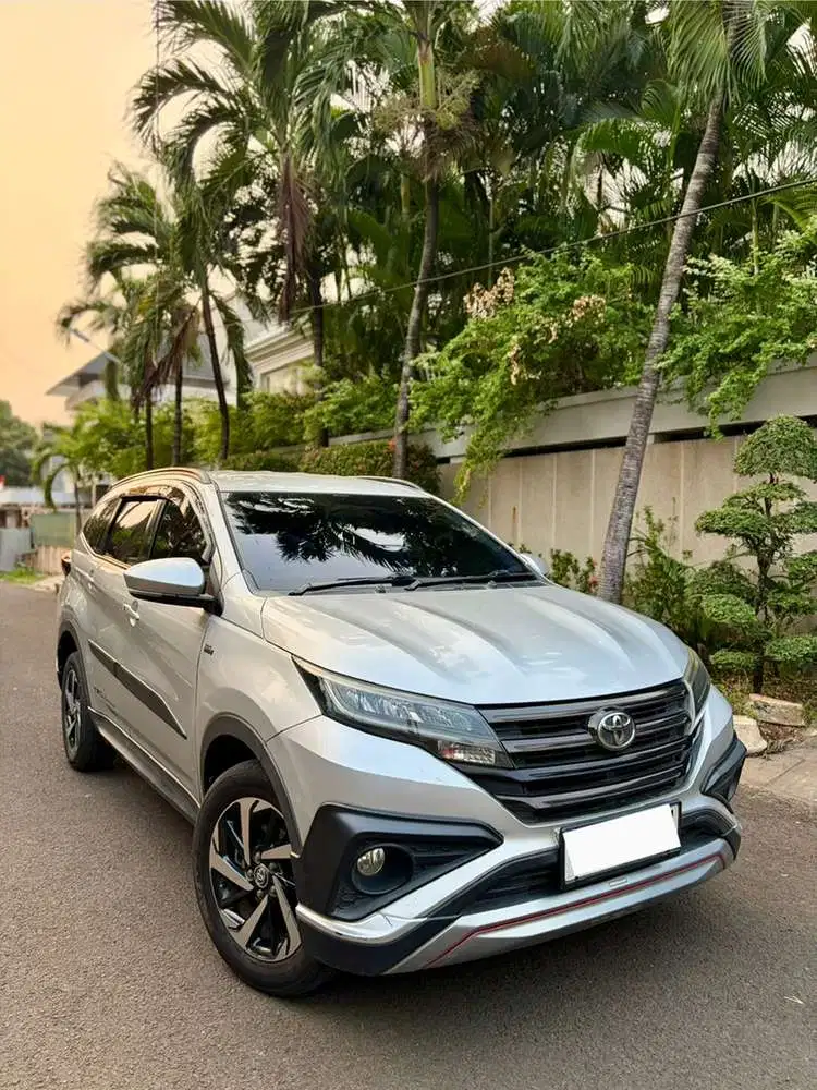 Toyota Rush 2018 Bensin