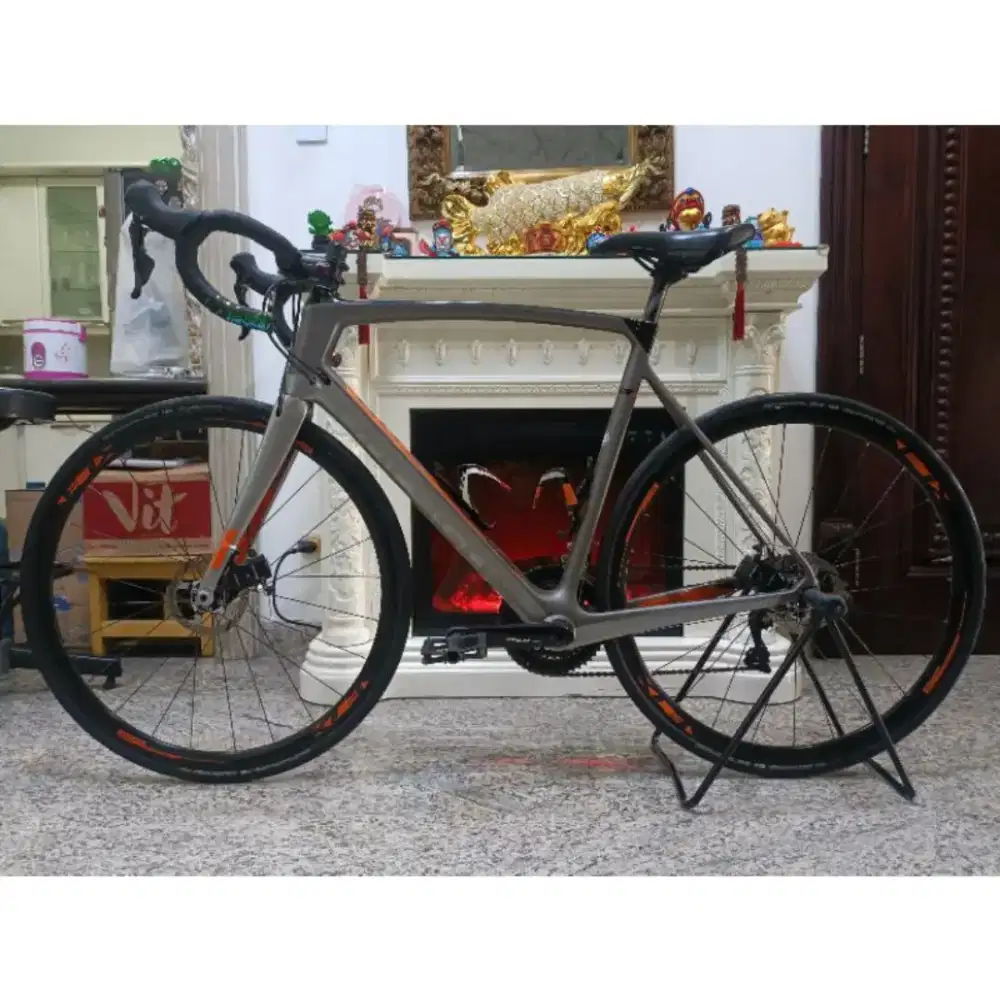 DIJUAL CEPAT — POLYGON S7 D SIZE L