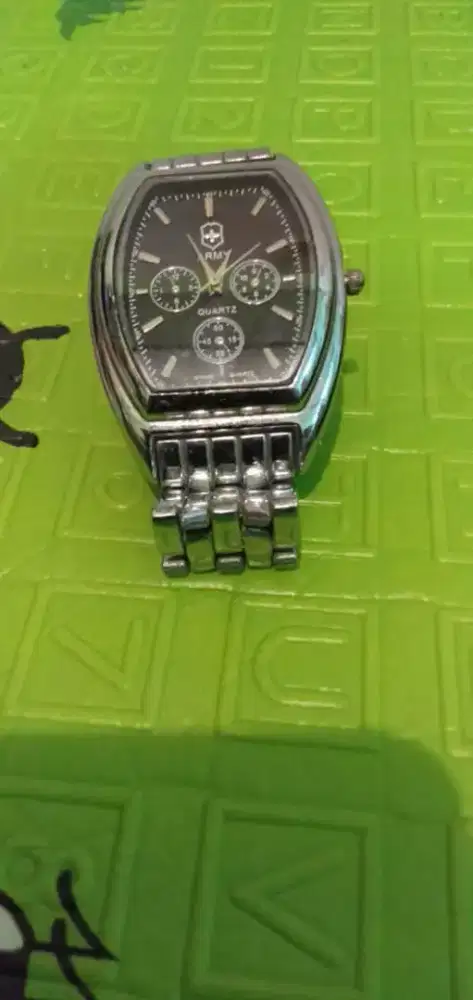 Army quartz Jam Tangan
