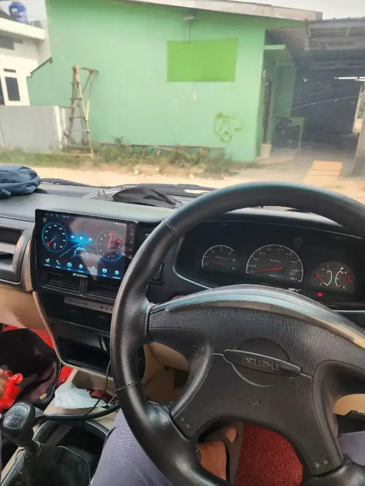 Di jual Panther isuzu