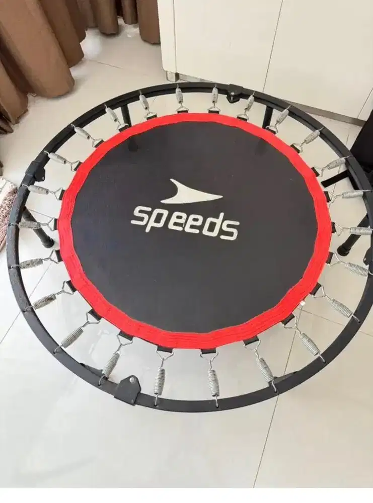 Trampolin bekas