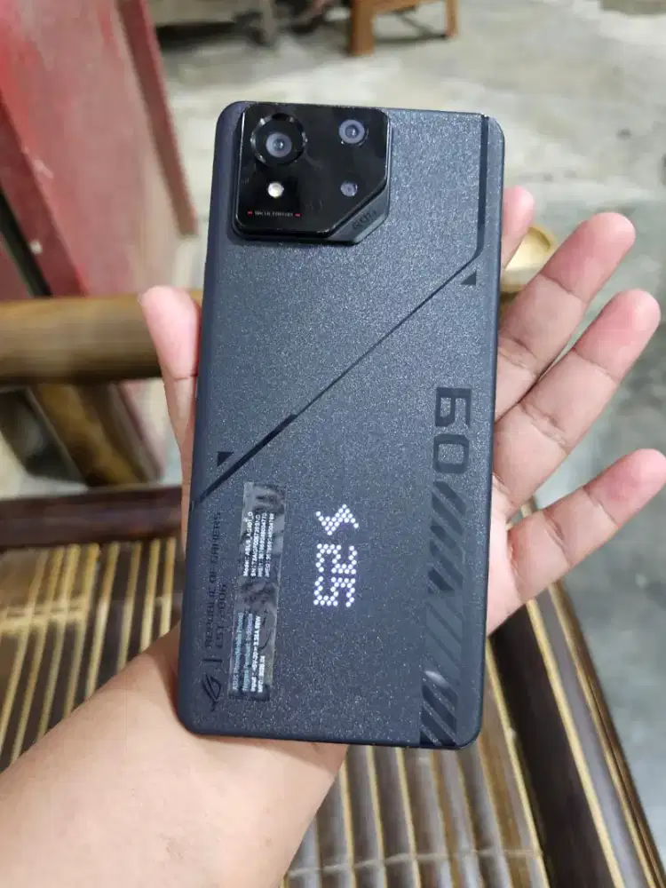 Asus rog phone 9fe 12/512