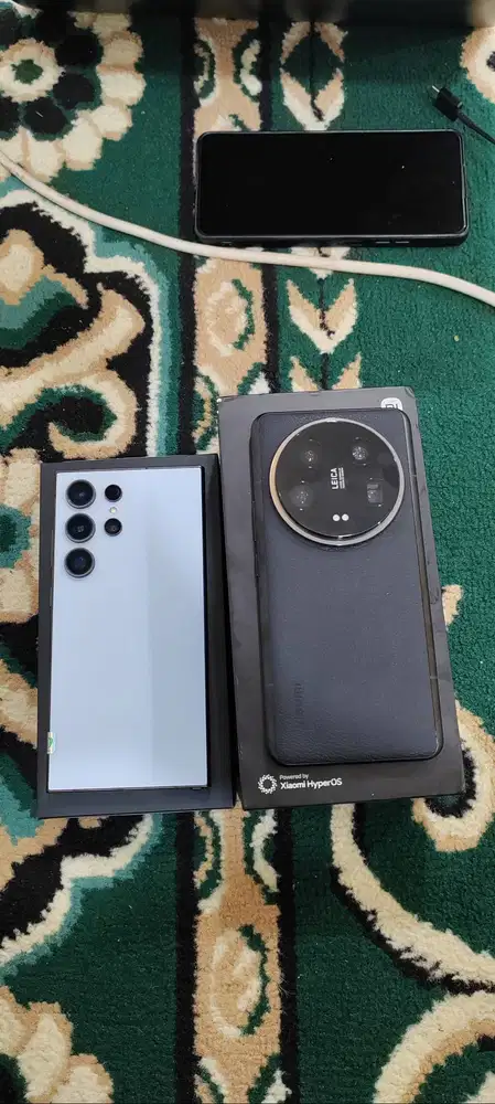 Samsung Galaxy Z Fold 4 256GB Phantom Black - Harap Baca Deskripsi