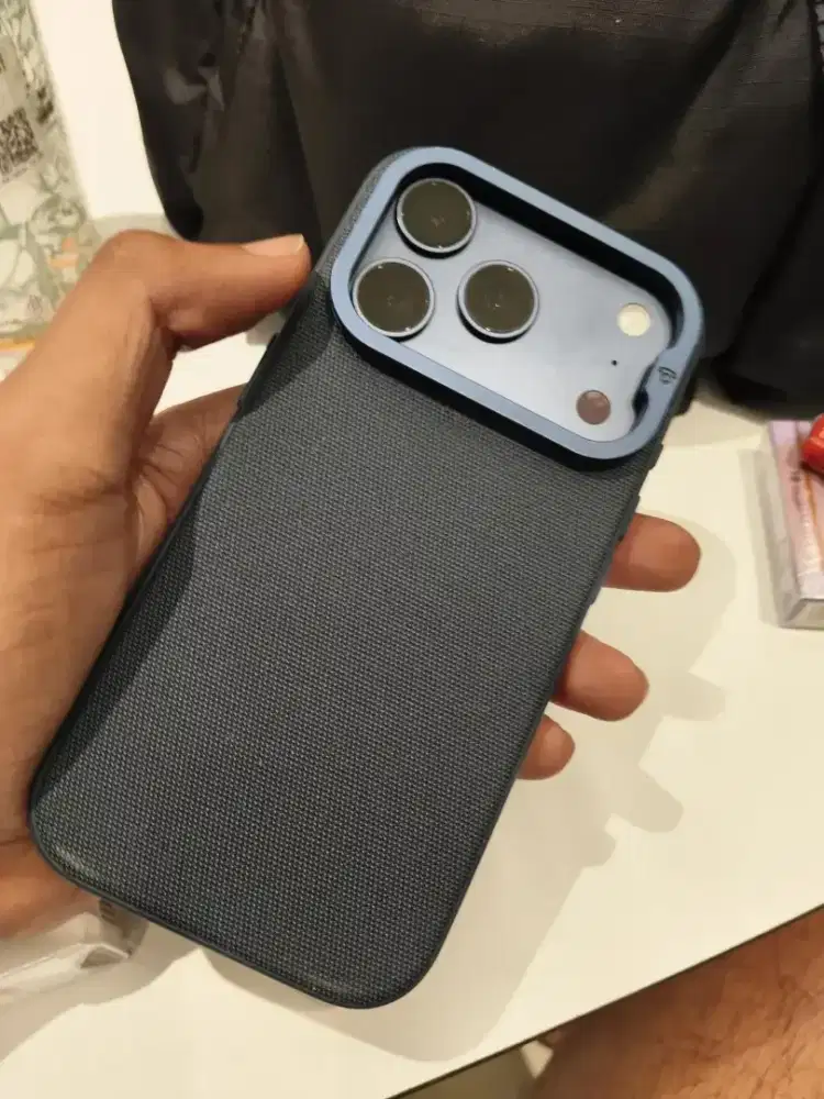 DIJUAL IPHONE 17 PRO 512GB - DEEP BLUE