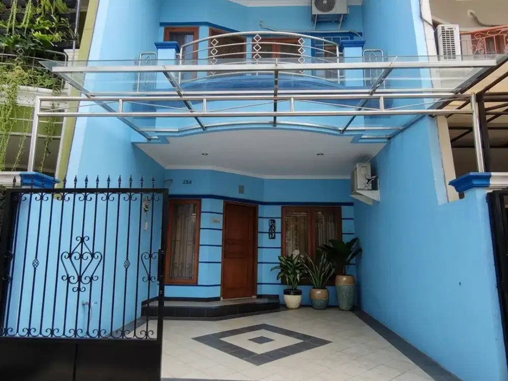 Rumah 3 Lantai | Palmerah JakBar | SHM | LT 89 LB 220 | Turun Harga