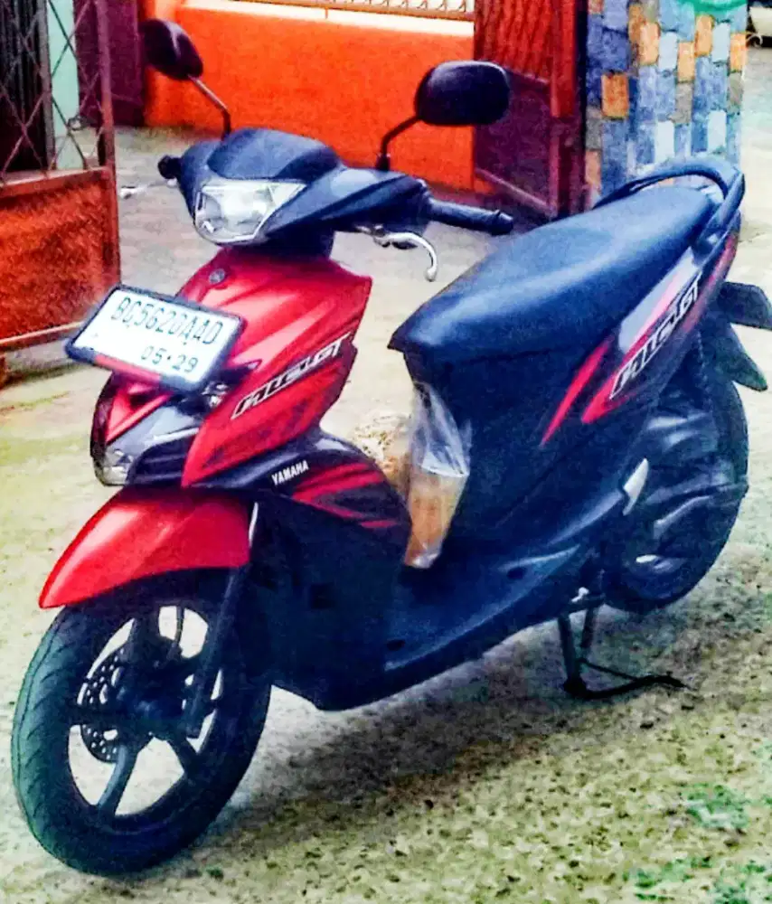 DIJUAL CEPAT YAMAHA MIO GT mesin ORI sertater hiduk mulus
