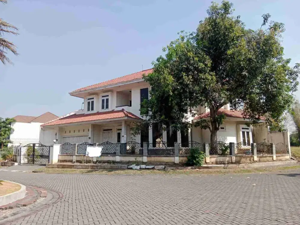 DIJUAL RUMAH BUKIT DARMO GOLF BDG DEKAT GRAHA FAMILY