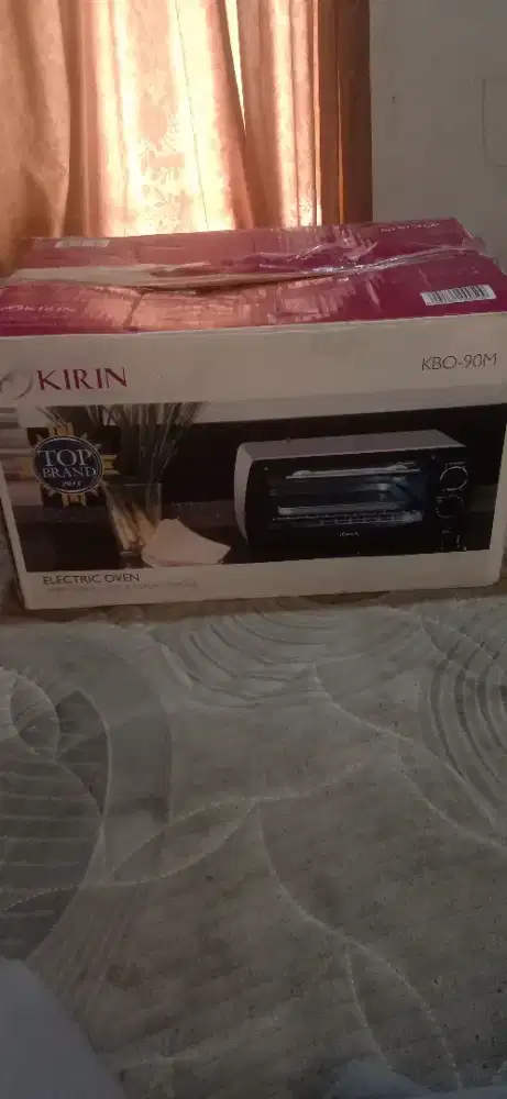 Di jual oven second kirin 350000 baru di pake 1 kali