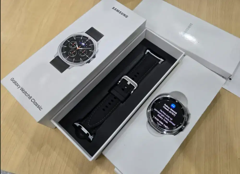 SAMSUNG WATCH 8 CLASSIC