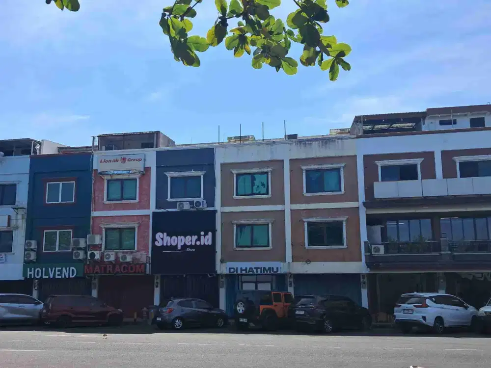 DISEWAKAN RUKO STRATEGIS DAERAH MEGAMAS, HARGA SANGAT MURAH