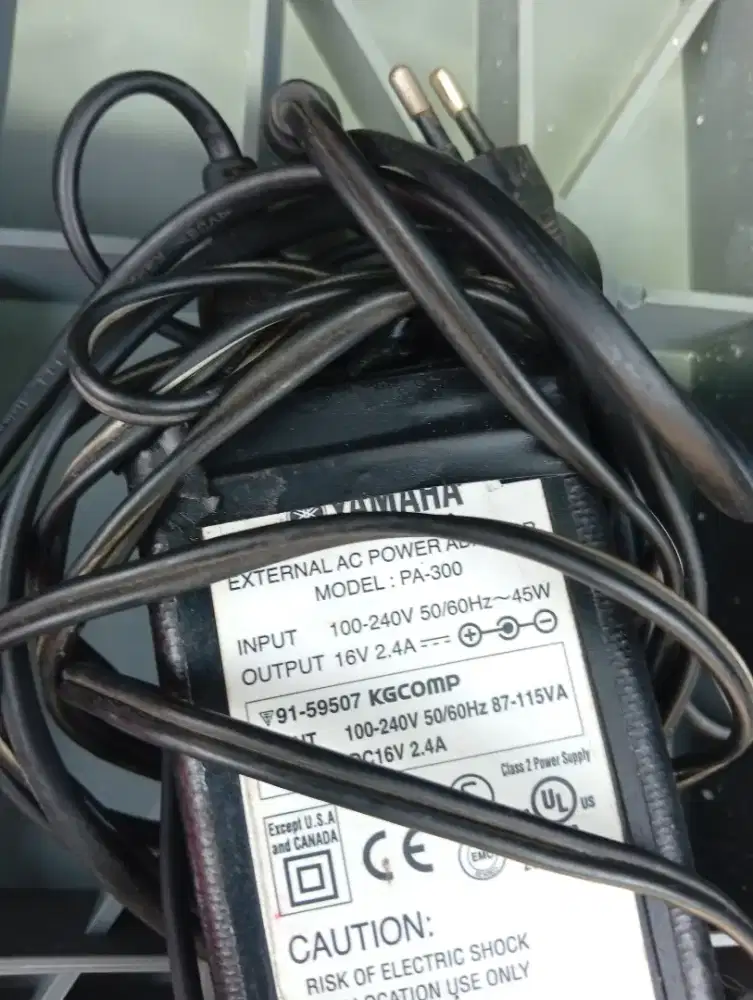 Jual adaptor bekas yamaha psr s710 bekas normal ory asli original adap