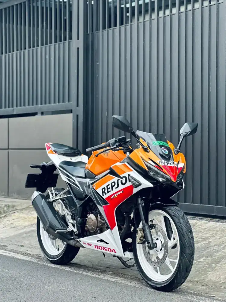 CBR 150R 2016 Repsol