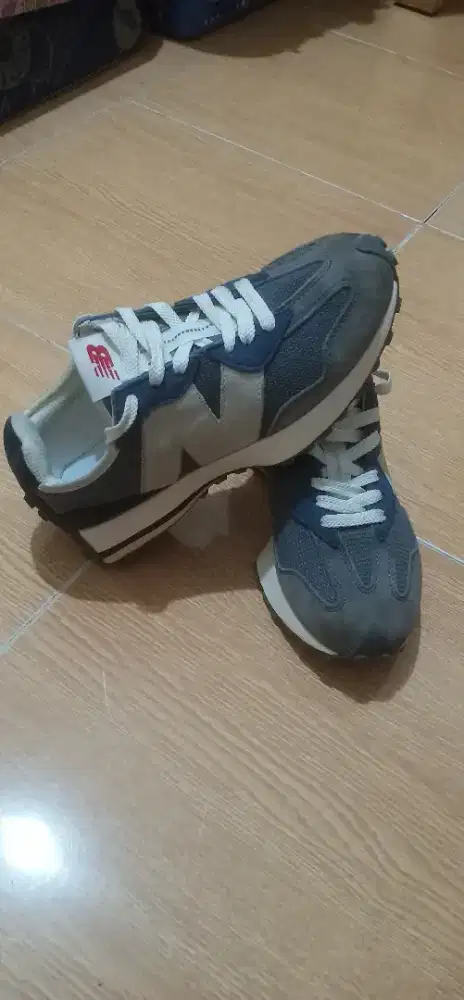 Sepatu new balance 327